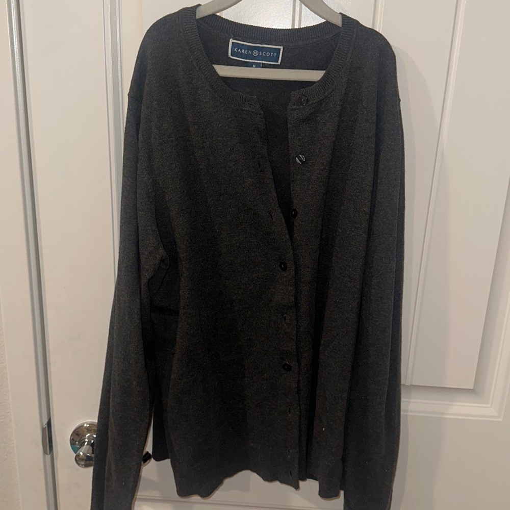 Girls Cardigan Grey size medium Karen Scott Excellent condition